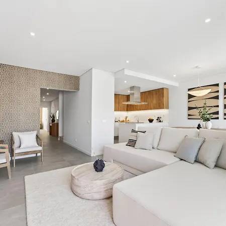 Ria Terrace House *